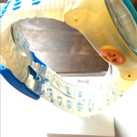 New Swatch Watch - Picture 4 of 4